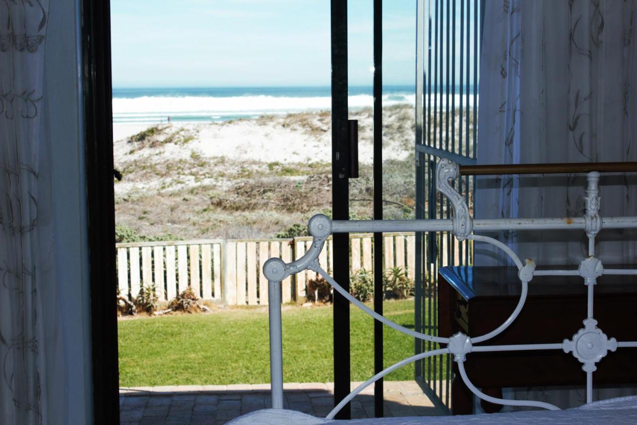 14 Penguin Place, Melkbosstrand Hotel Exterior foto